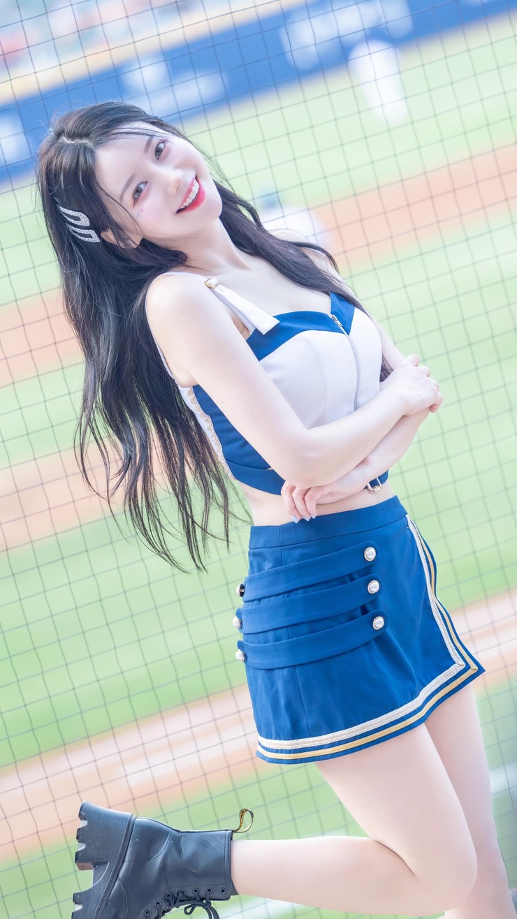 Lee Ayoung (이아영 / 李雅英)
