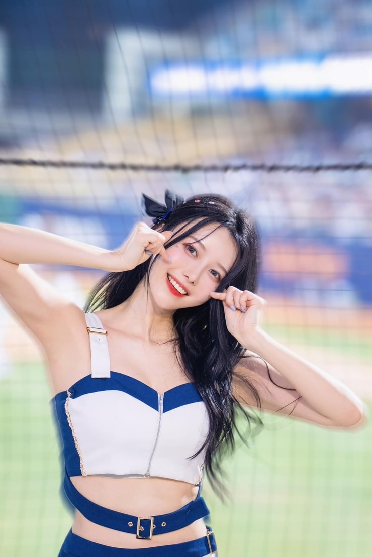 Lee Ayoung (이아영 / 李雅英)