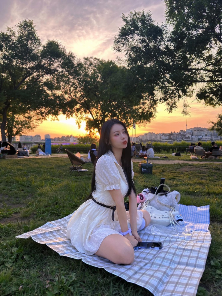Lee Ayoung (이아영 / 李雅英)