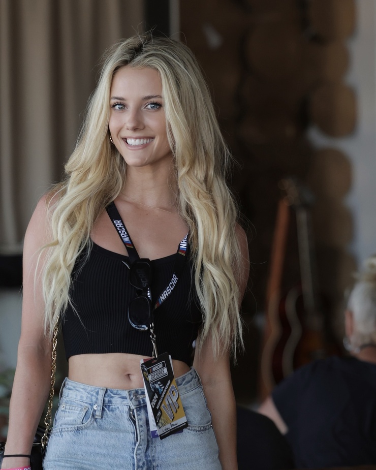 Lindsay Brewer