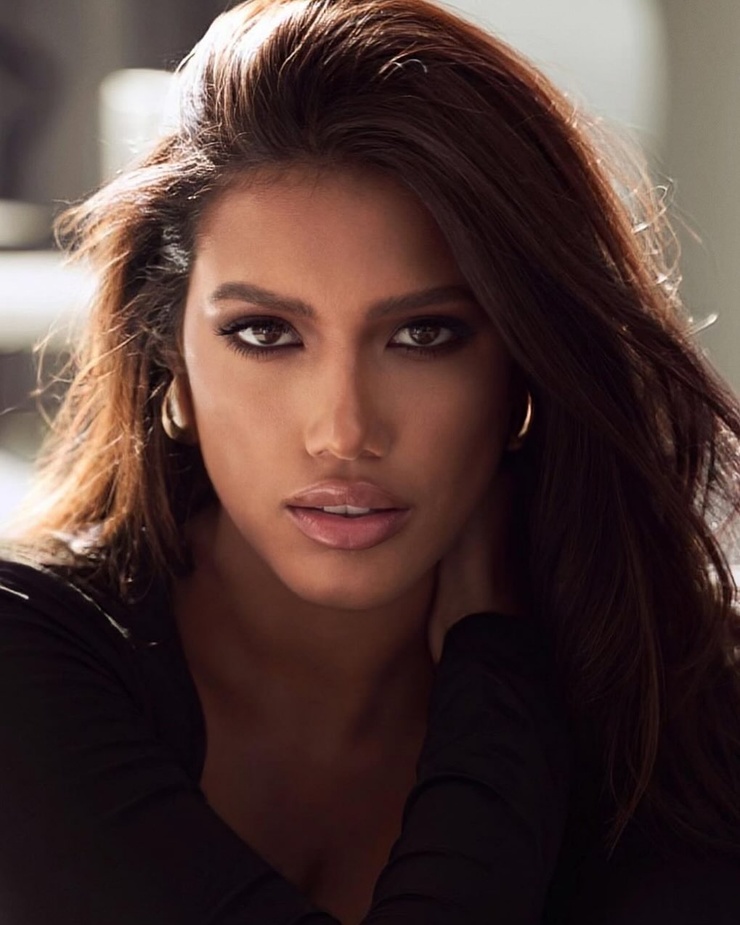 Valentina Rueda Valentina Rueda