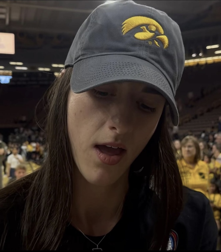 Caitlin Clark (ii)