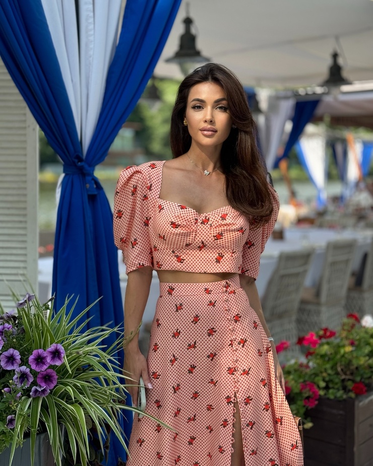 Alena Khovrina Alena Khovrina