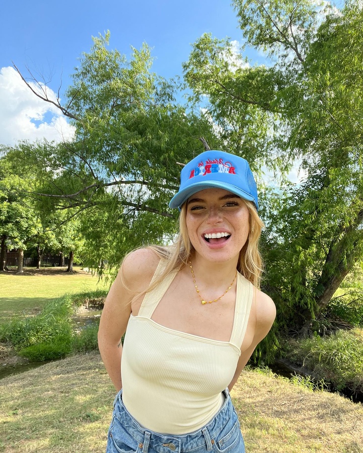 Picture of Hannah Stein