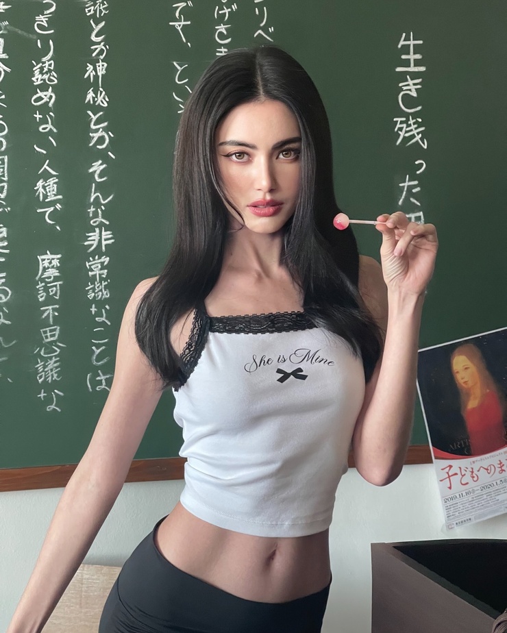 Davika Hoorne