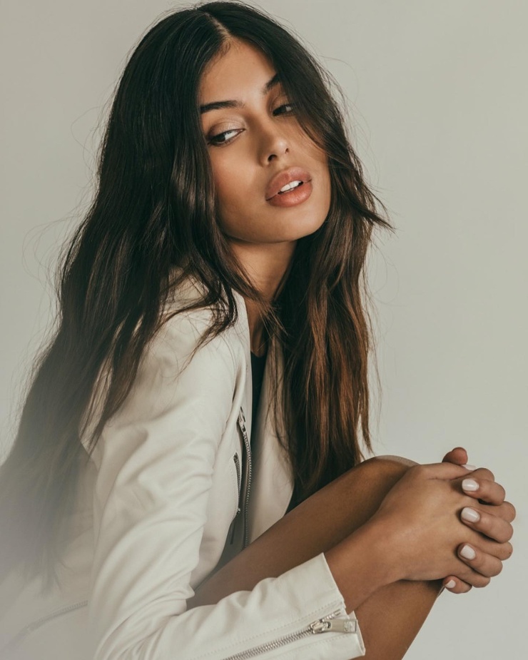 Thaina Pires