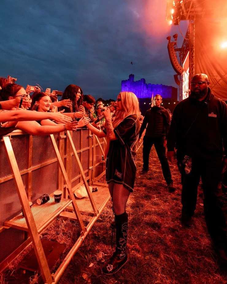 Avril Lavigne Avril Lavigne