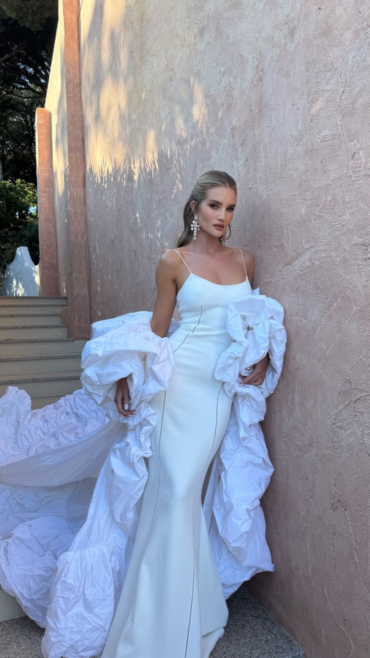Rosie Huntington-Whiteley