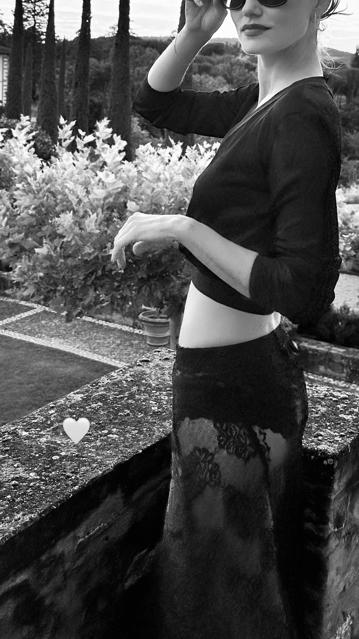 Phoebe Tonkin
