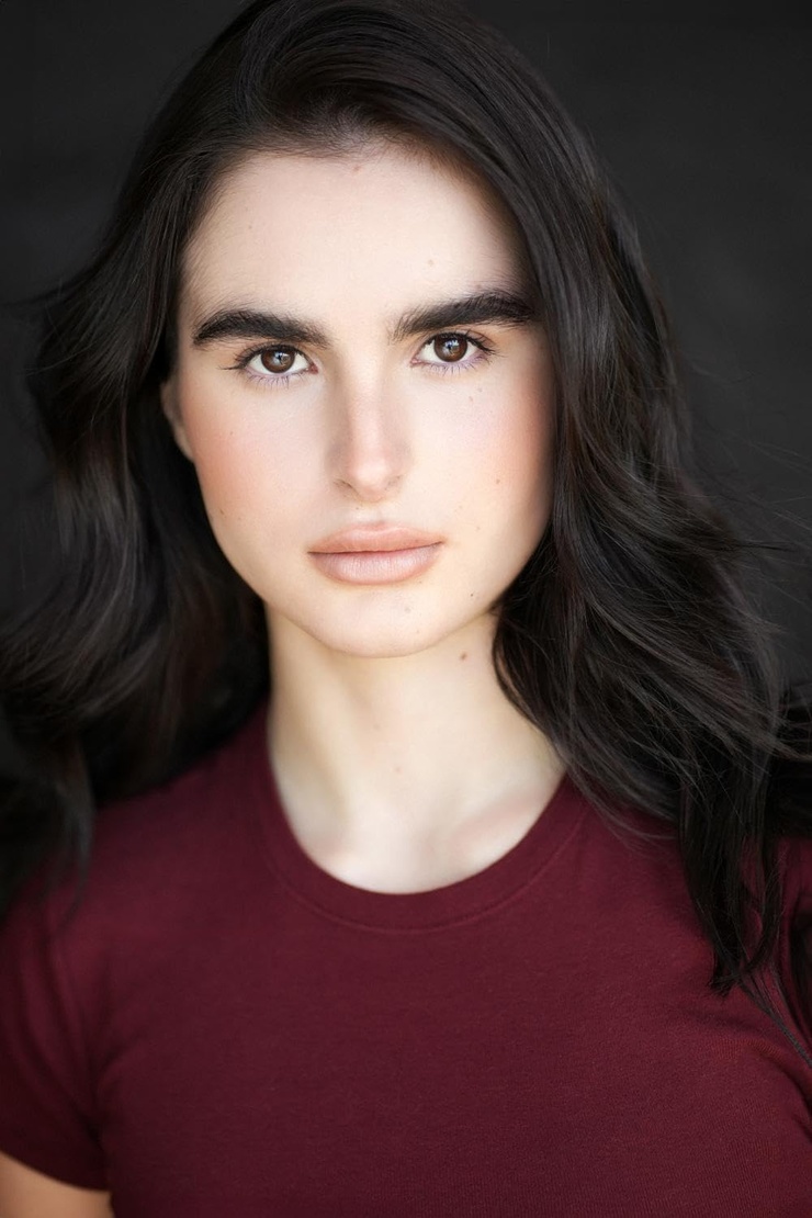 Eva Zenelaj