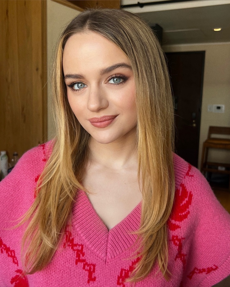 Joey King picture