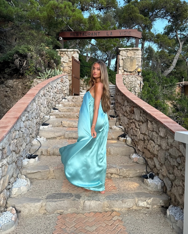 Sophie Stray