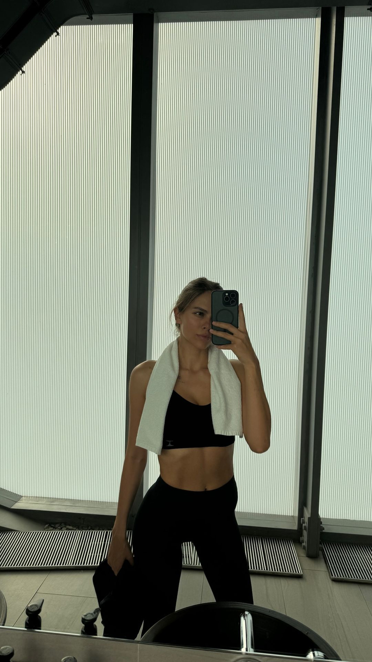 Viki Odintcova Viki Odintcova