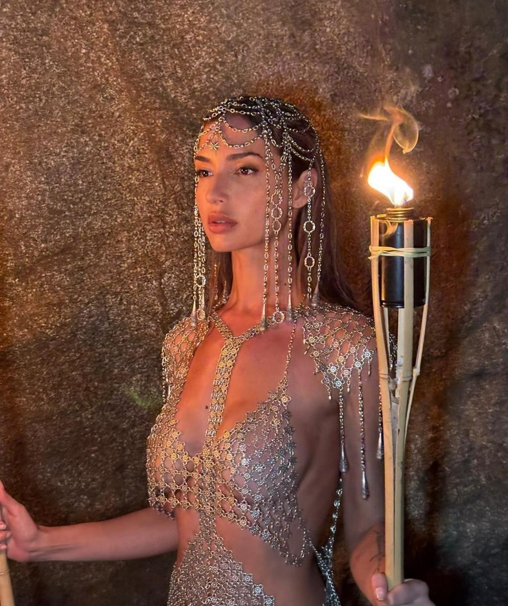 Valeriya Lapidus Valeriya Lapidus