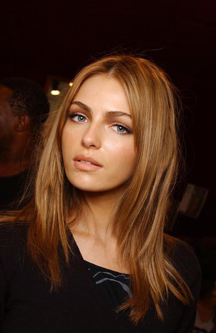 Valentina Zelyaeva Valentina Zelyaeva