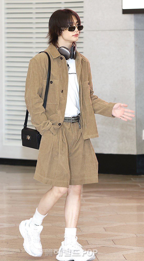 Hyun-Jin Hwang