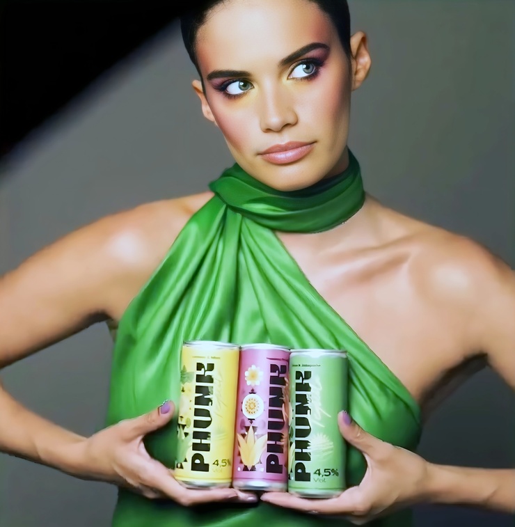 Sara Sampaio Sara Sampaio