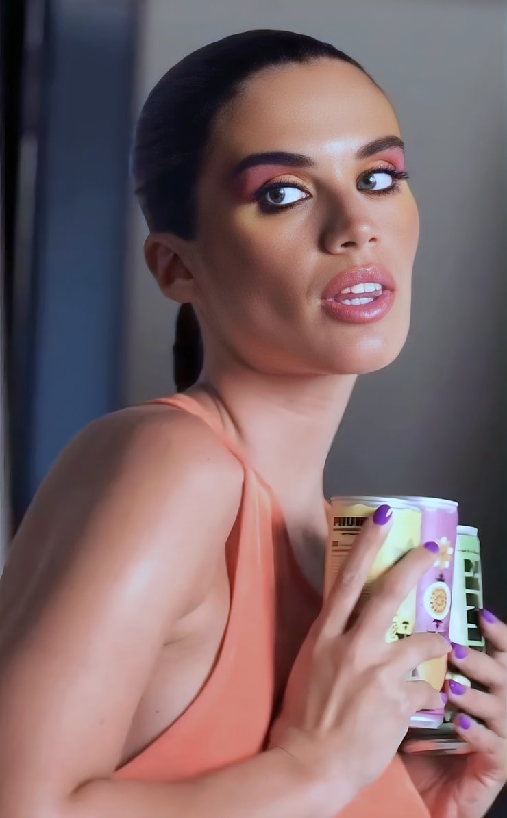 Sara Sampaio Sara Sampaio