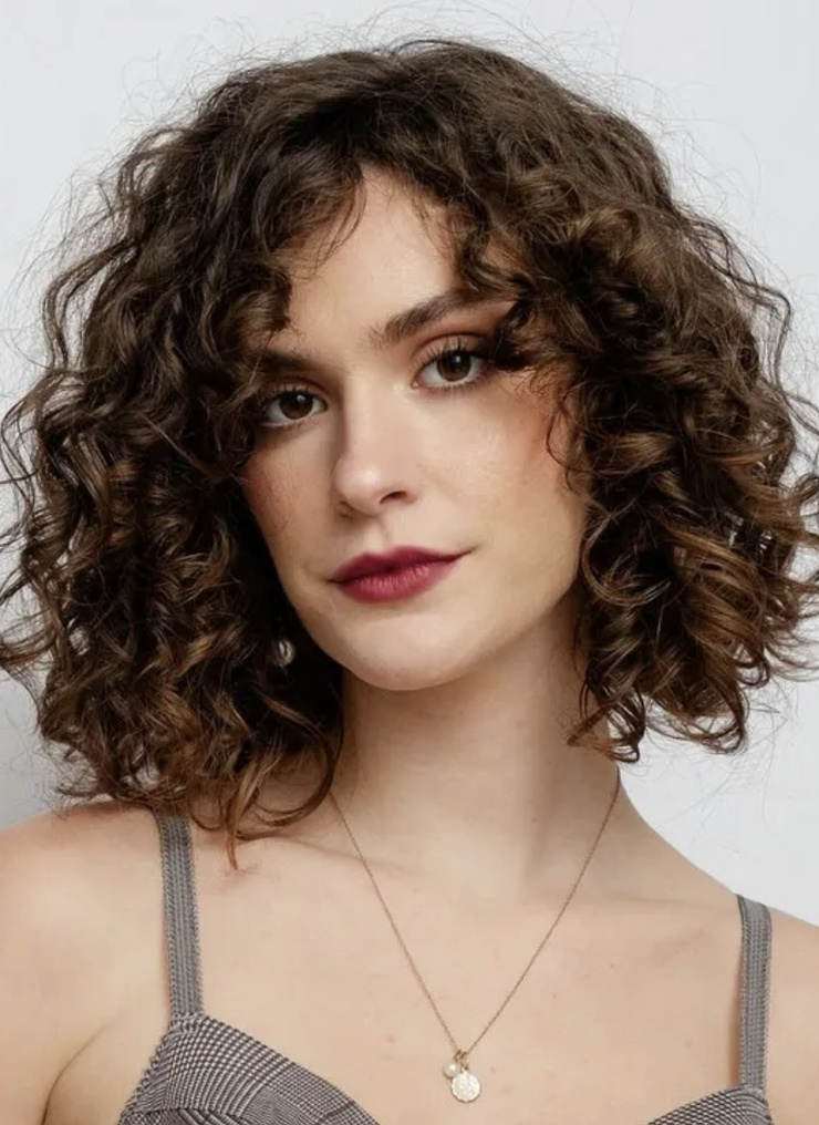 Emeline Fauré (model)