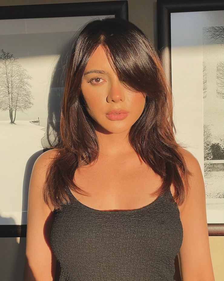 Ruhi Singh Ruhi Singh
