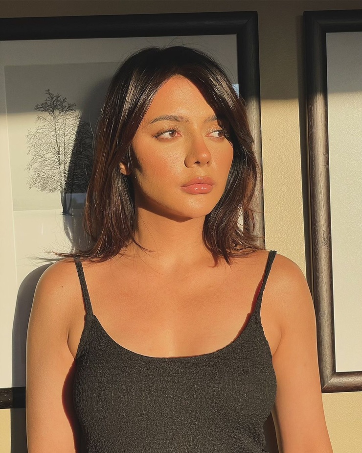 Ruhi Singh Ruhi Singh