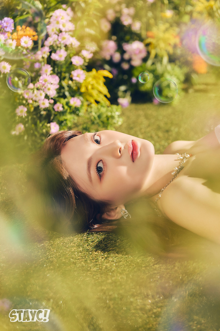 Yoon Seeun Yoon Seeun