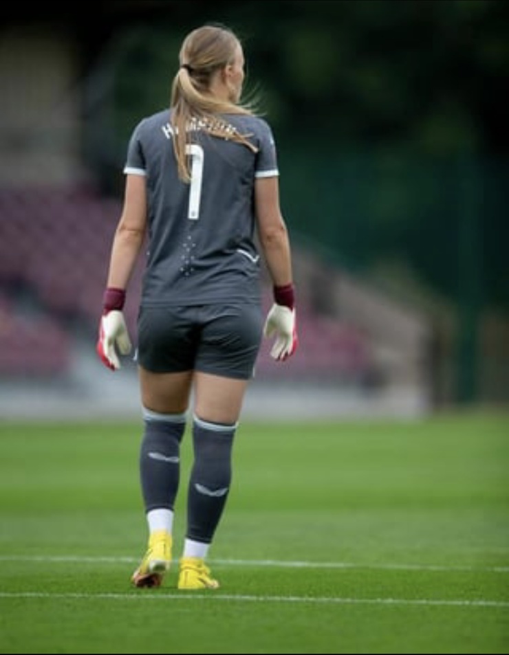 Hannah Hampton