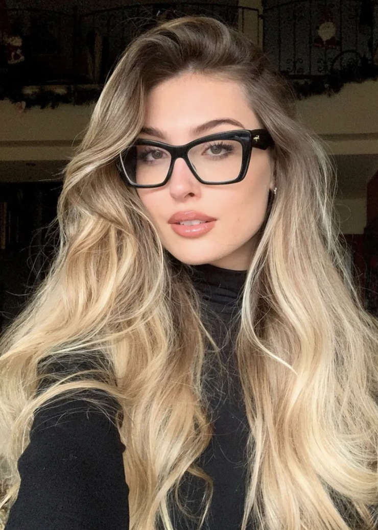 Rebecca Arnone