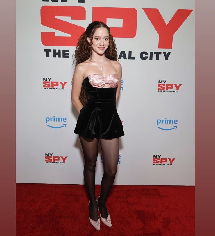 Chloe Coleman Chloe Coleman