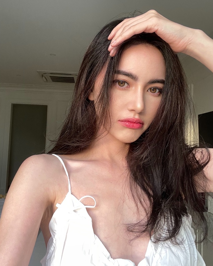 Davika Hoorne