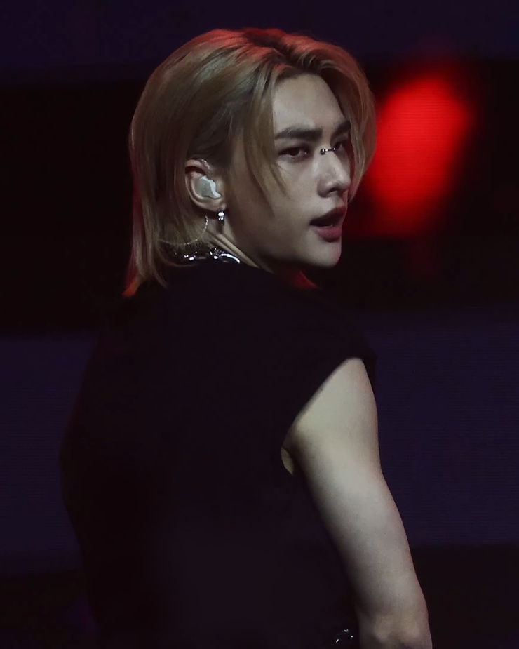 Hyun-Jin Hwang
