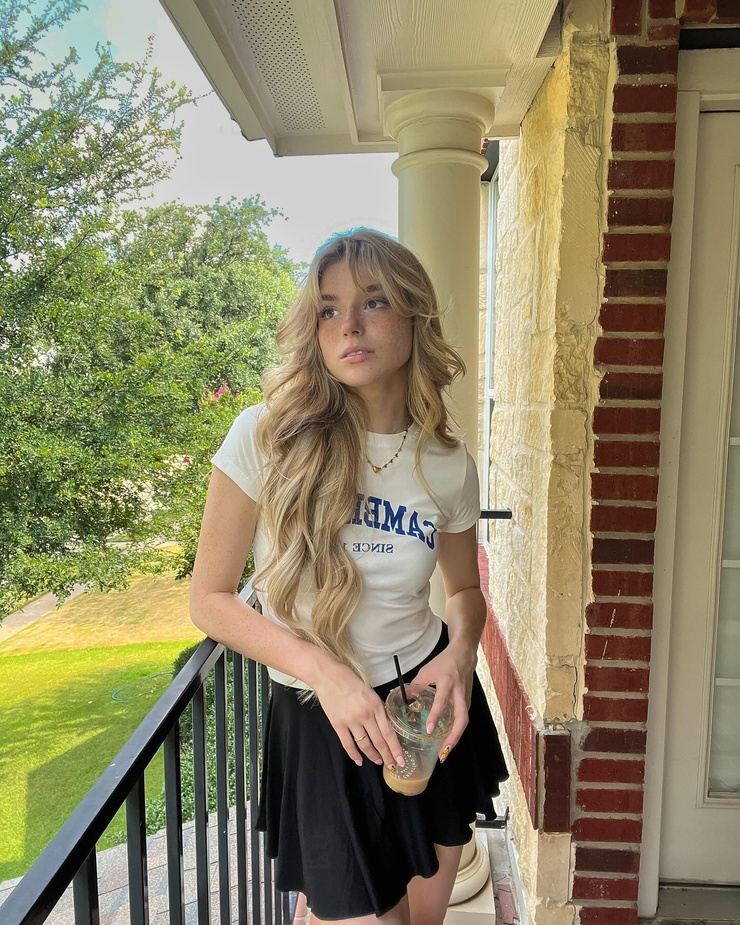 Hannah Stein Hannah Stein
