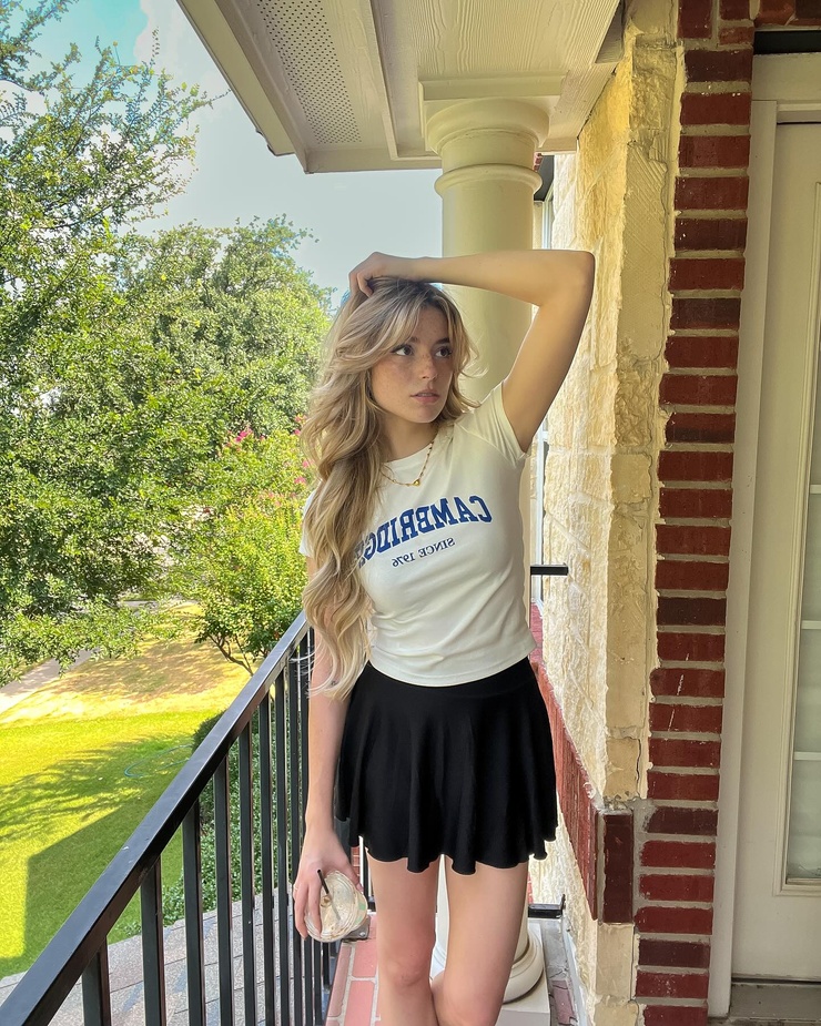 Hannah Stein Hannah Stein