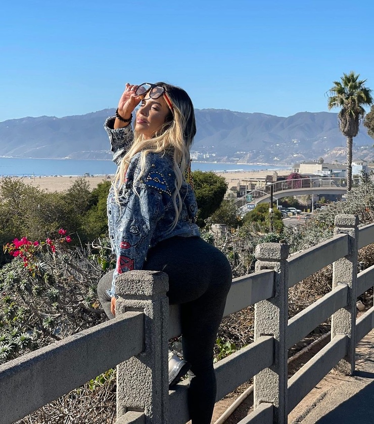 Mia Rivero