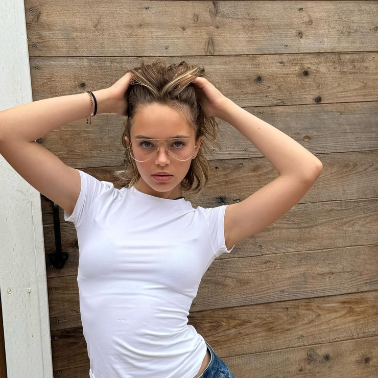 Ryan Kiera Armstrong image