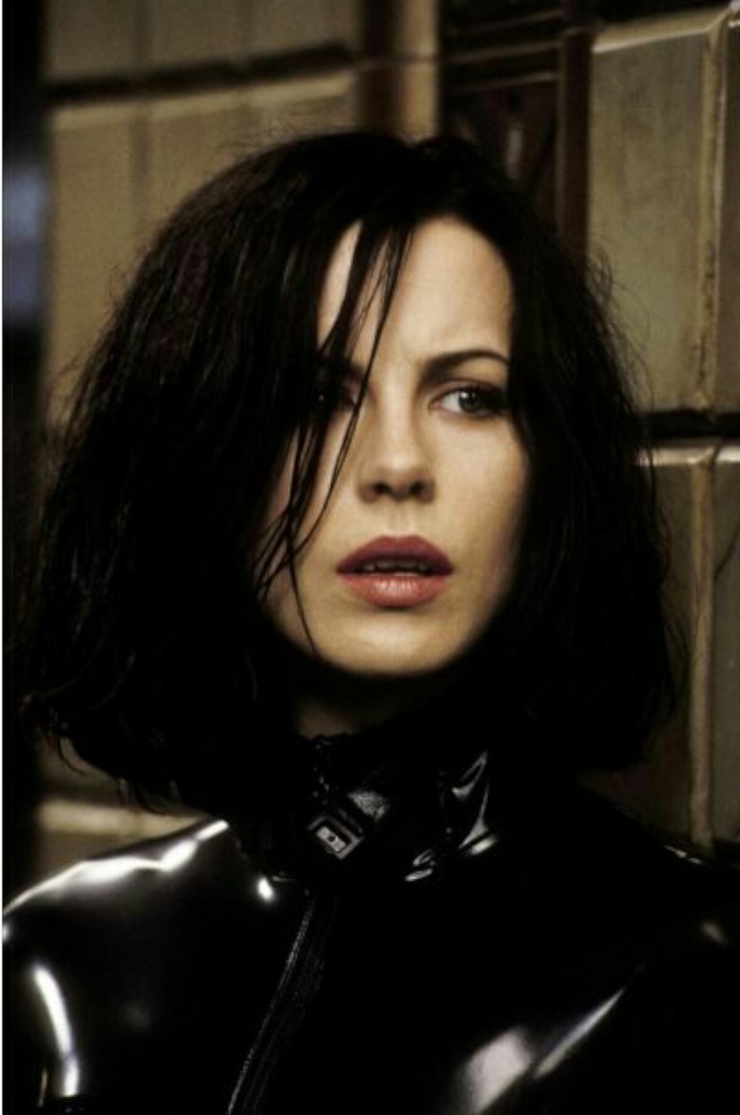 Kate Beckinsale