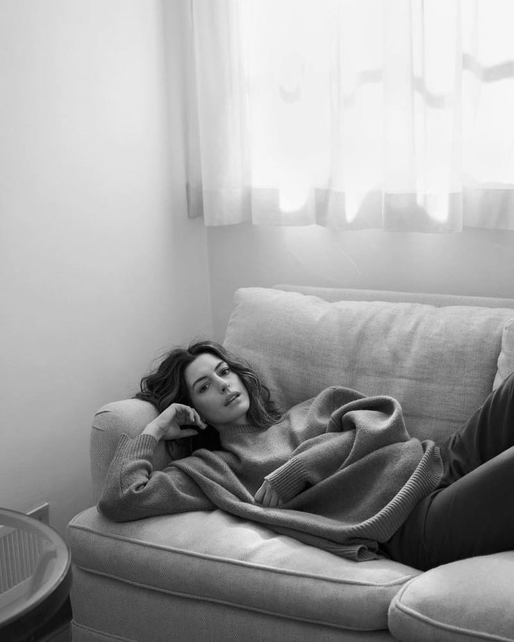 Anne Hathaway Anne Hathaway
