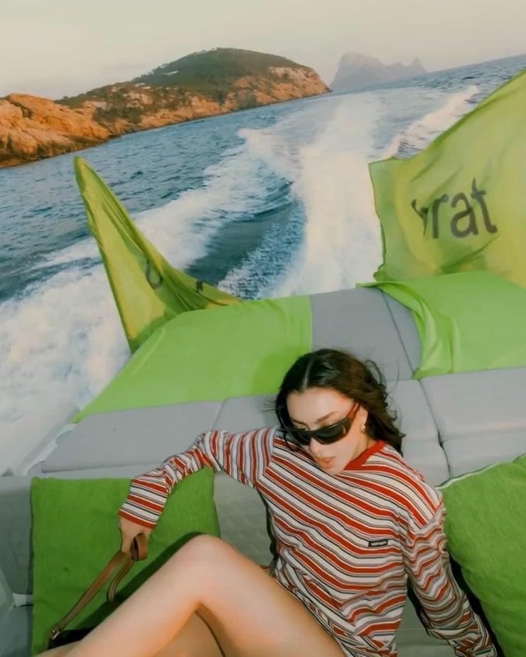 Charli XCX