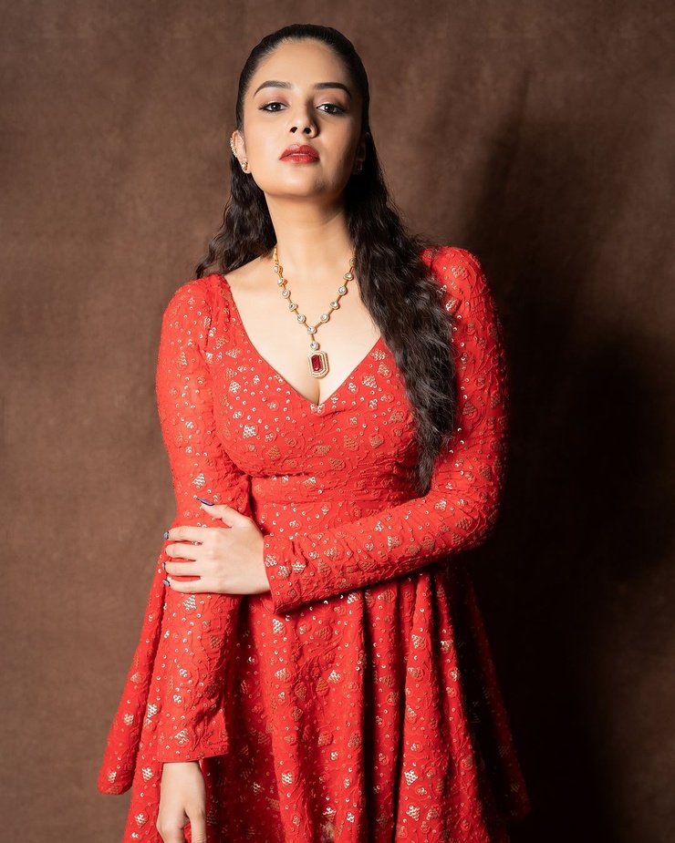 Sreemukhi