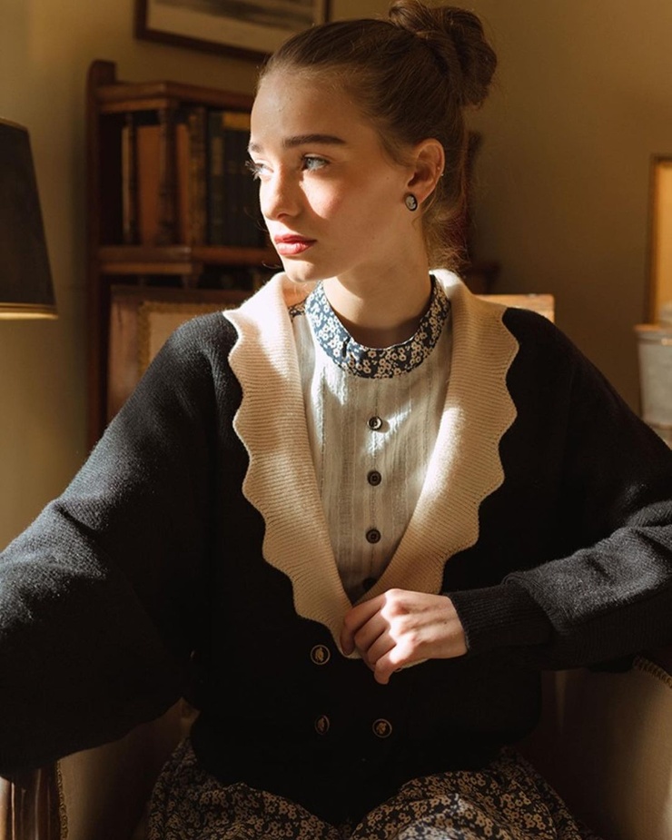 MAISIE STOCK
