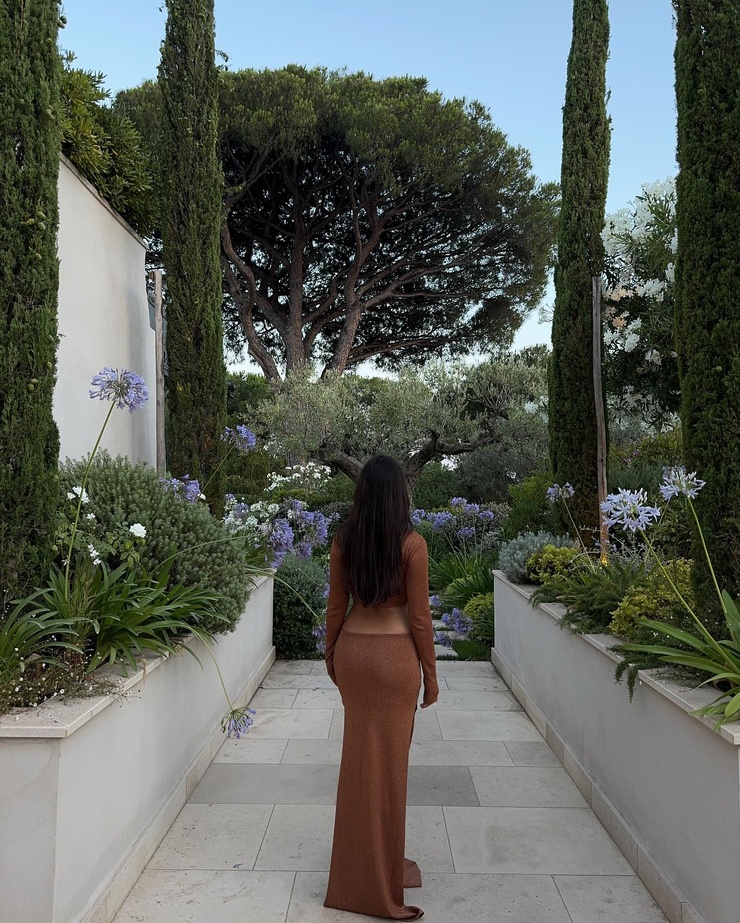 Fiona Barron Fiona Barron
