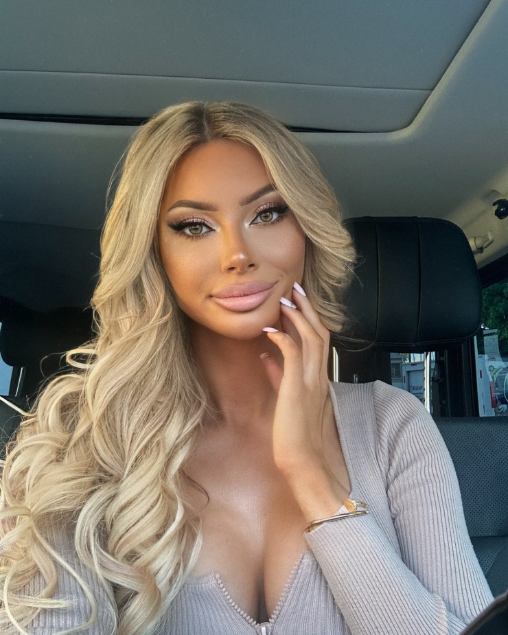 Bri Stern Bri Stern