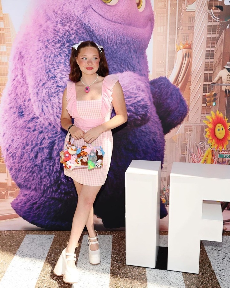 Zoe Margaret Colletti picture