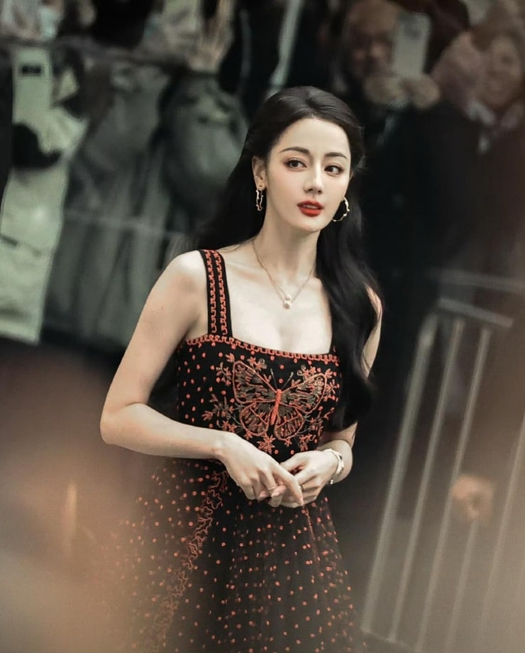 Dilraba Dilmurat picture