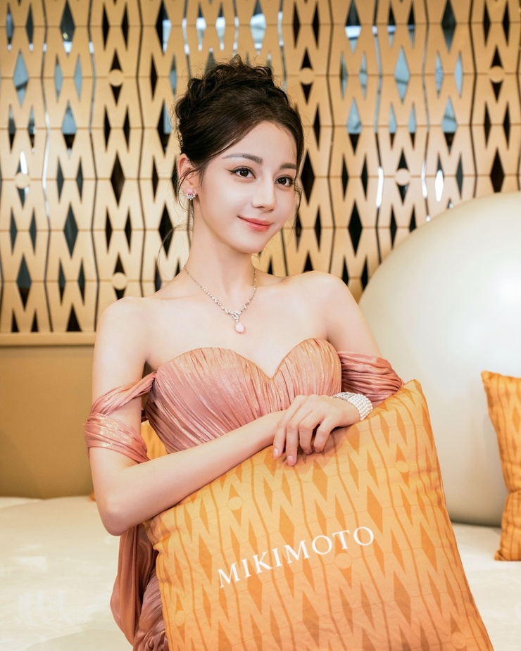 Dilraba Dilmurat