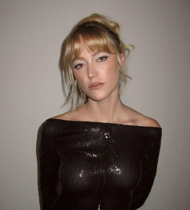 Maika Monroe Maika Monroe