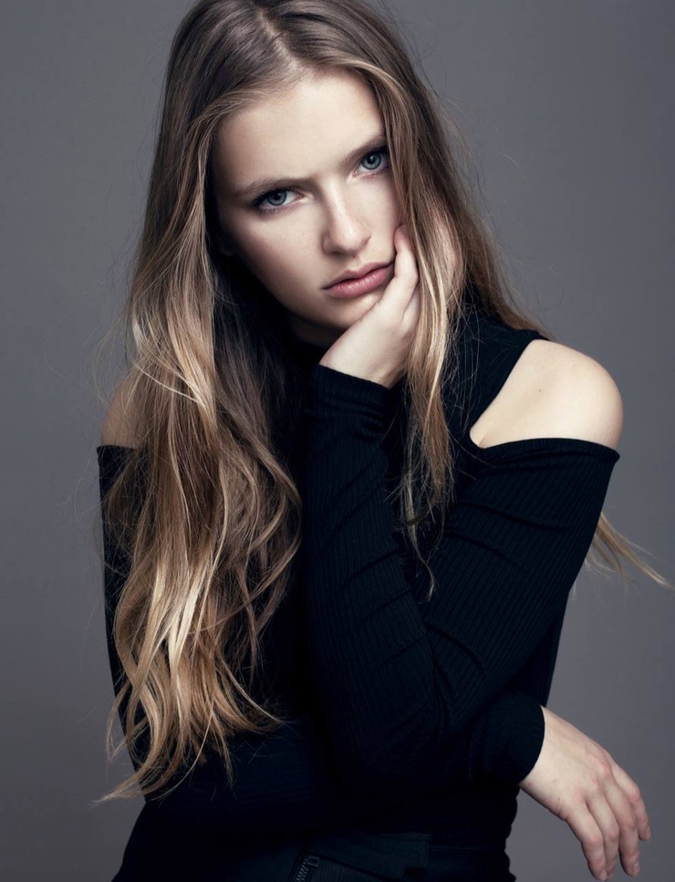 Camille Razat