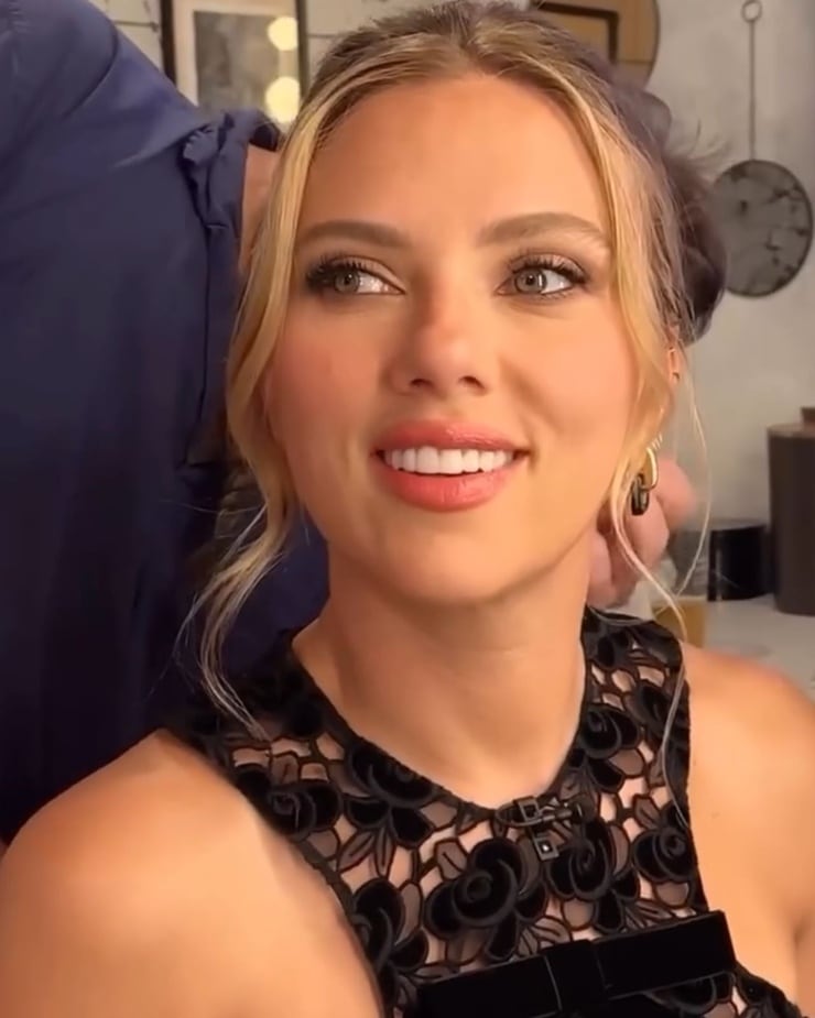 Scarlett Johansson Scarlett Johansson