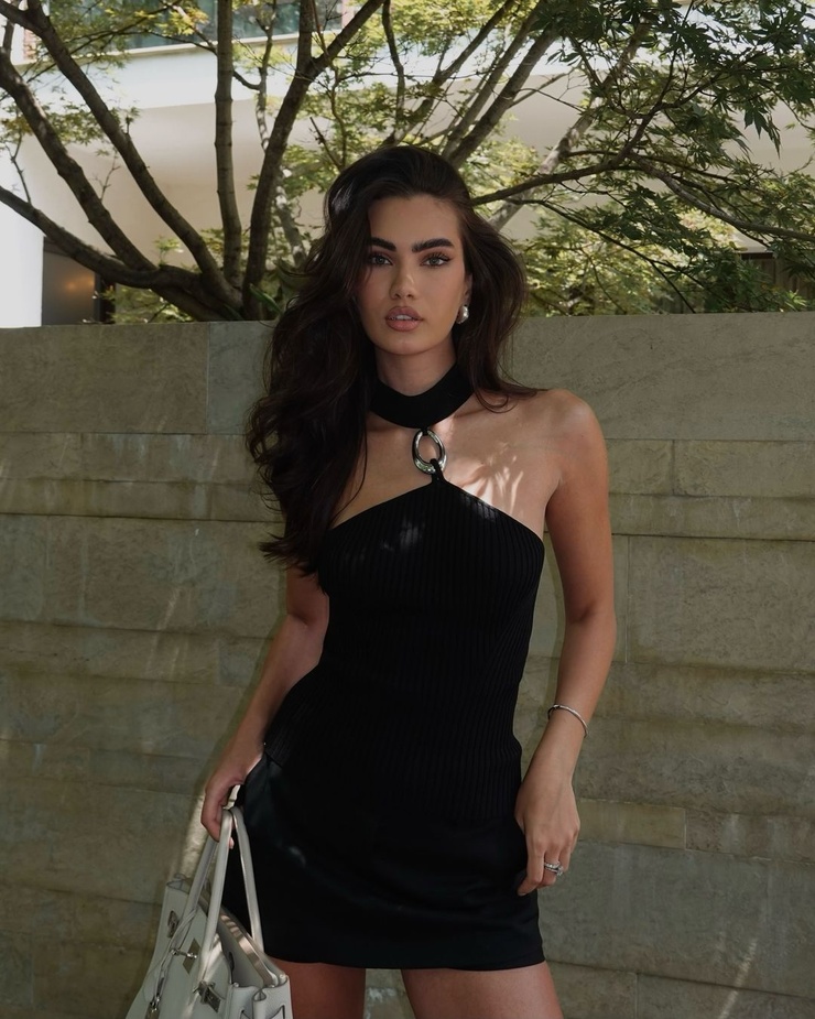 Ana Elena Balosu