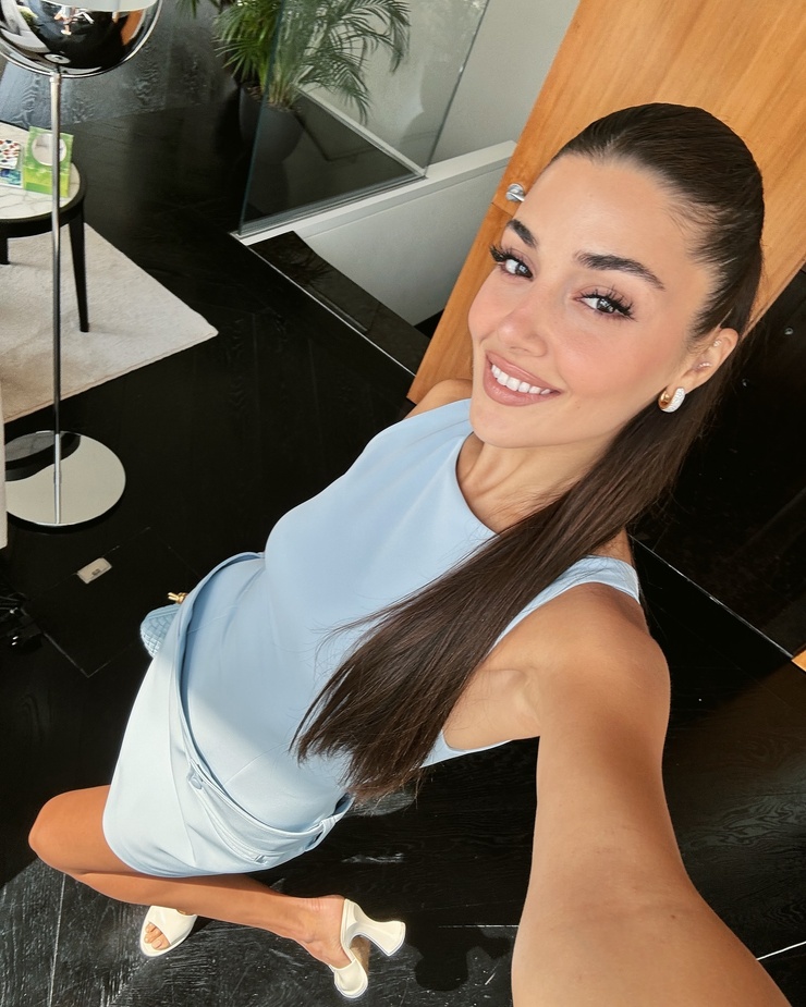 Hande Erçel Hande Erçel